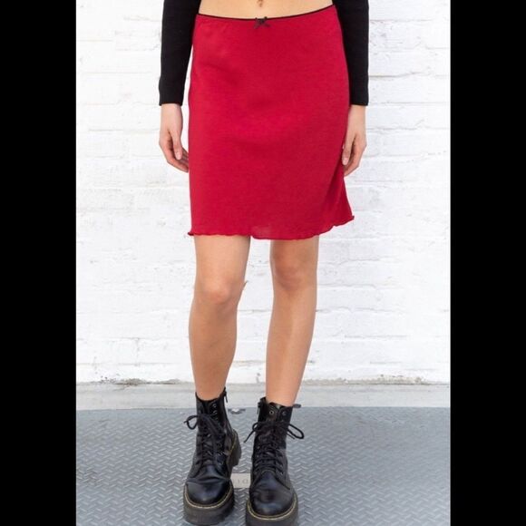Brandy Melville Sephira Mini Skirt - Picture 1 of 3